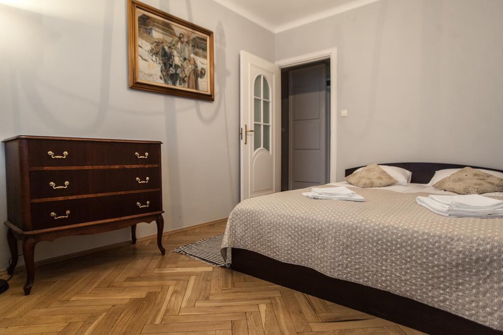 Apartamenty Varsovie Srodmiescie Dış mekan fotoğraf